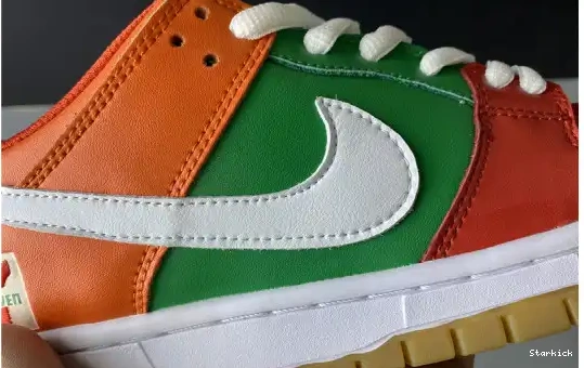 SB Green Low CZ5130-600 Red Dunk Orange Nike 0527